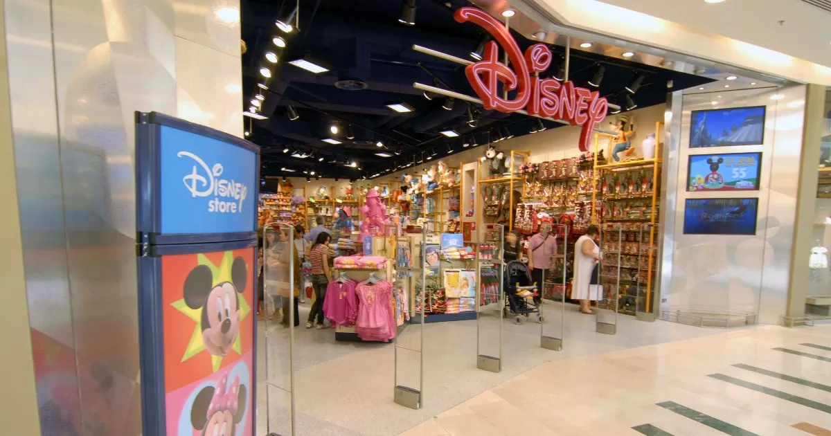 Chiude il Disney Store di Torino: l'azienda chiude i negozi di tutta Italia