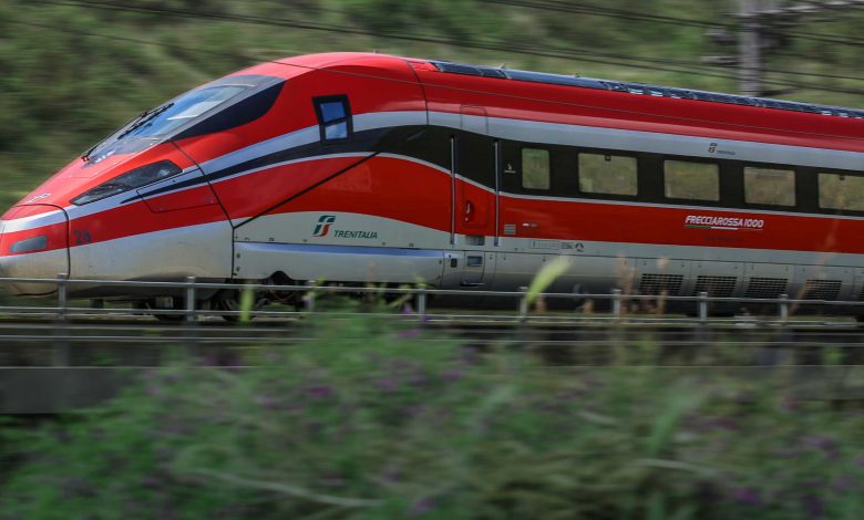 Torino, Frecciarossa e decine di treni per le vacanze: dal 13 giugno gli orari estivi