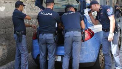 Photo of A Torino un’anziana in povertà a digiuno da ore, i poliziotti le regalano la spesa
