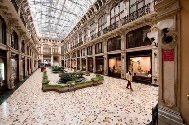 La Galleria Subalpina di Torino attira investitori: un gruppo americano prepara l'offerta