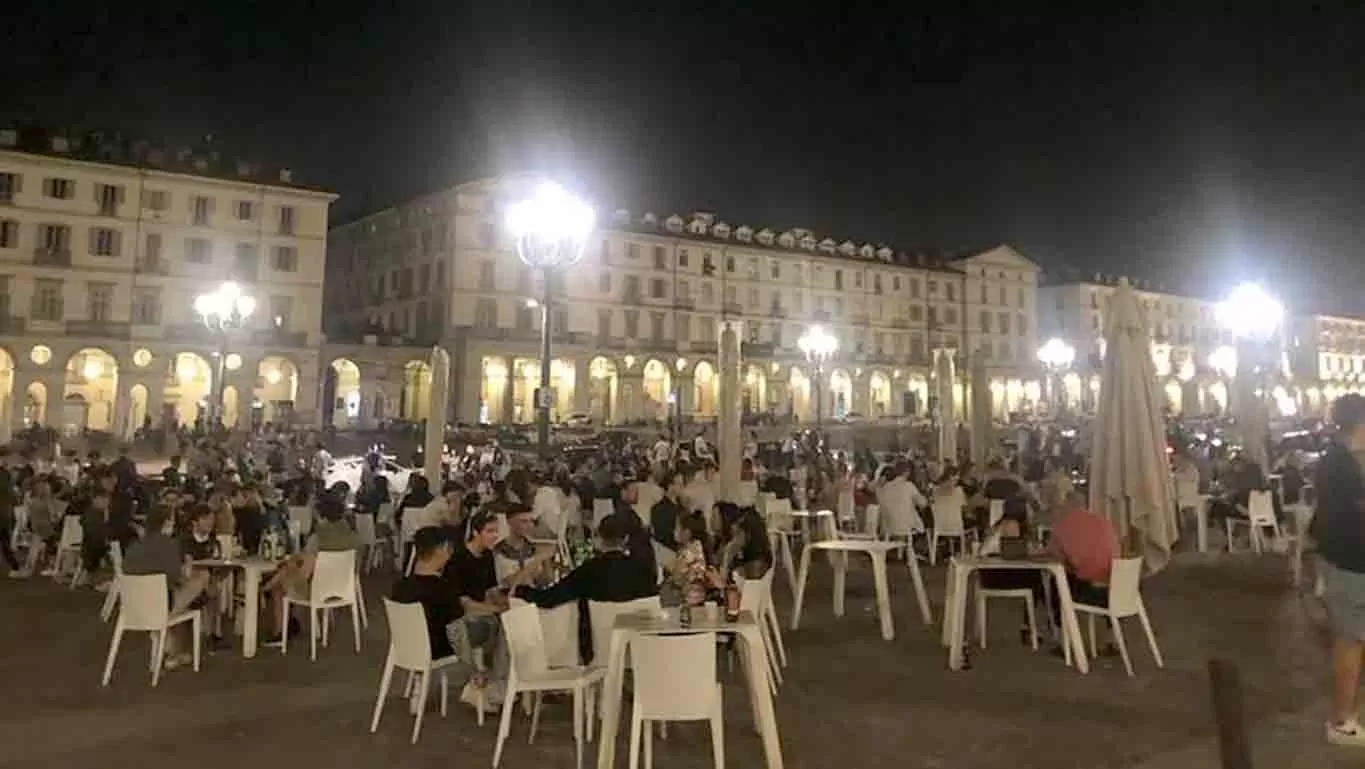movida in piazza Vittorio