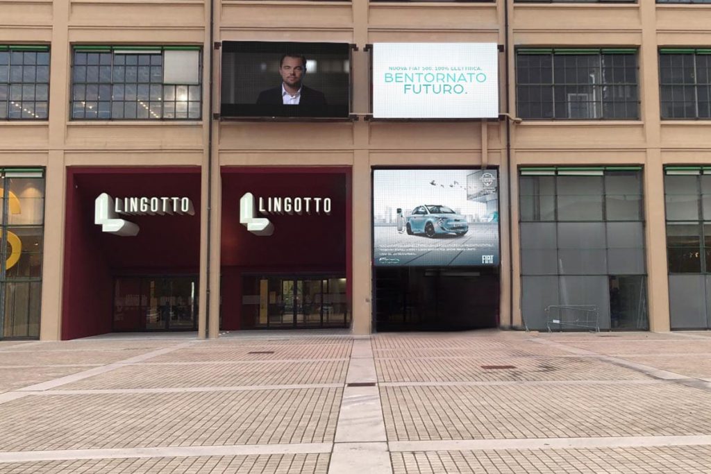 Entrata centro commerciale Lingotto di Torino