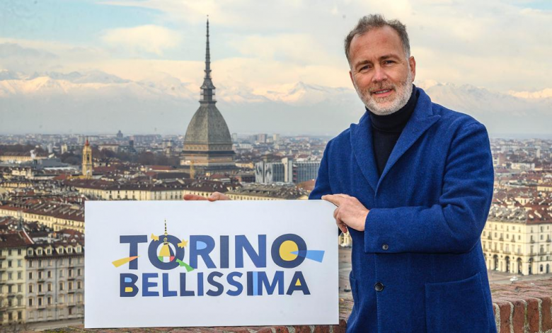 Torino, Paolo Damilano presenta la sua candidatura nel centrodestra per le comunali