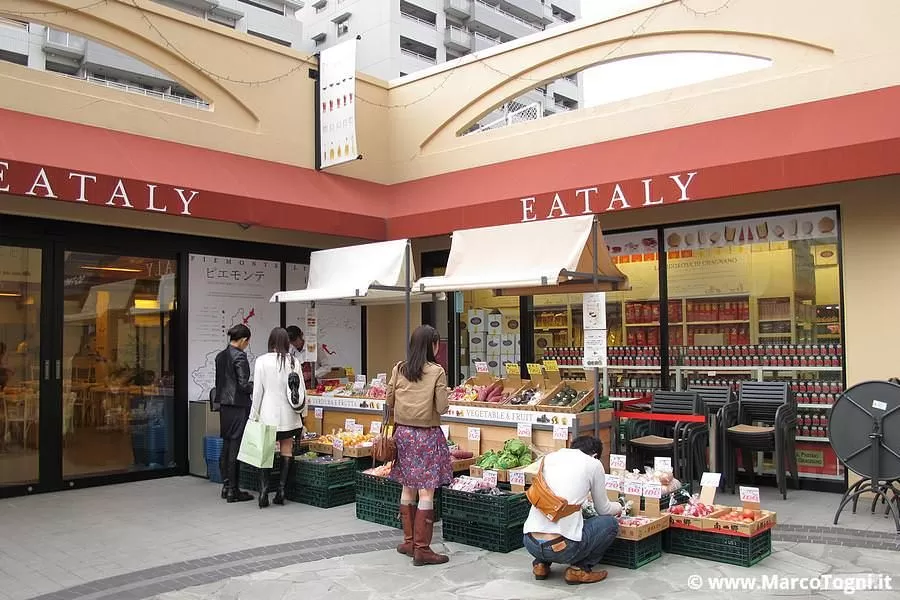 Eataly continua a conquistare il Giappone: aperto il quinto store, il più grande del paese