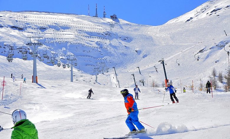 Piemonte, sorridono gli amanti dello sci: piste riaperte dal 4 dicembre