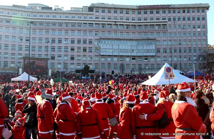 Torino, all'ospedale Regina Margherita torna "Un Babbo Natale in Forma"