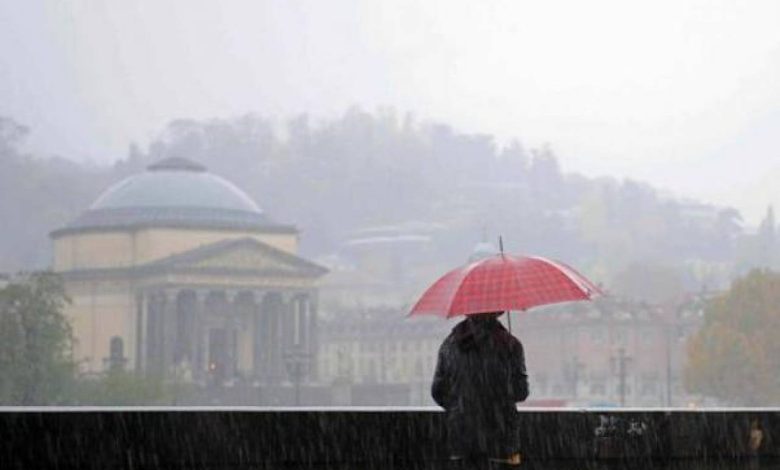 Meteo a Torino, settimana instabile: attesa la pioggia per Natale e nel week end