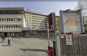 Entrata ospedale San Giovanni Bosco Torino di giorno