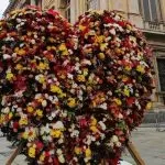 Torino, torna il cuore fiorito in piazza San Carlo per San Valentino: oggi l’inaugurazione