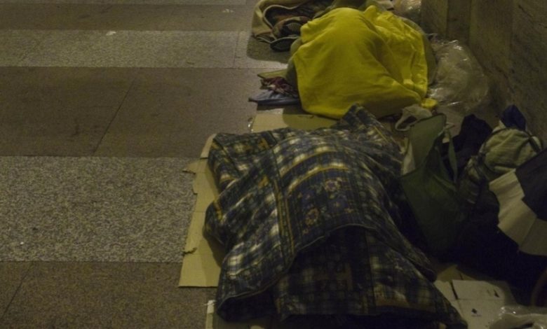 Torino, senzatetto muore di freddo: la città si fa carico del funerale