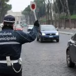 Torino, sempre meno gli agenti no-vax della polizia locale