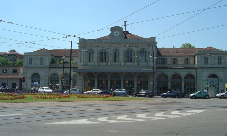 Territorio, svelata la facciata dell'ex stazione Porta Susa in tinta "Giallo Torino"