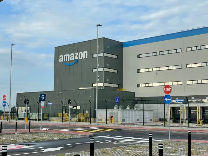 Novara, ad Agognate arriva una nuova stazione dedicata ai dipendenti Amazon