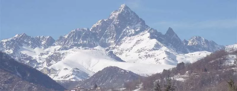 Piemonte, l’inquinamento porta la plastica sulle Alpi