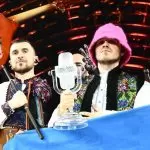 Eurovision, i Kalush vendono il trofeo dell’Eurovision per comprare droni di guerra