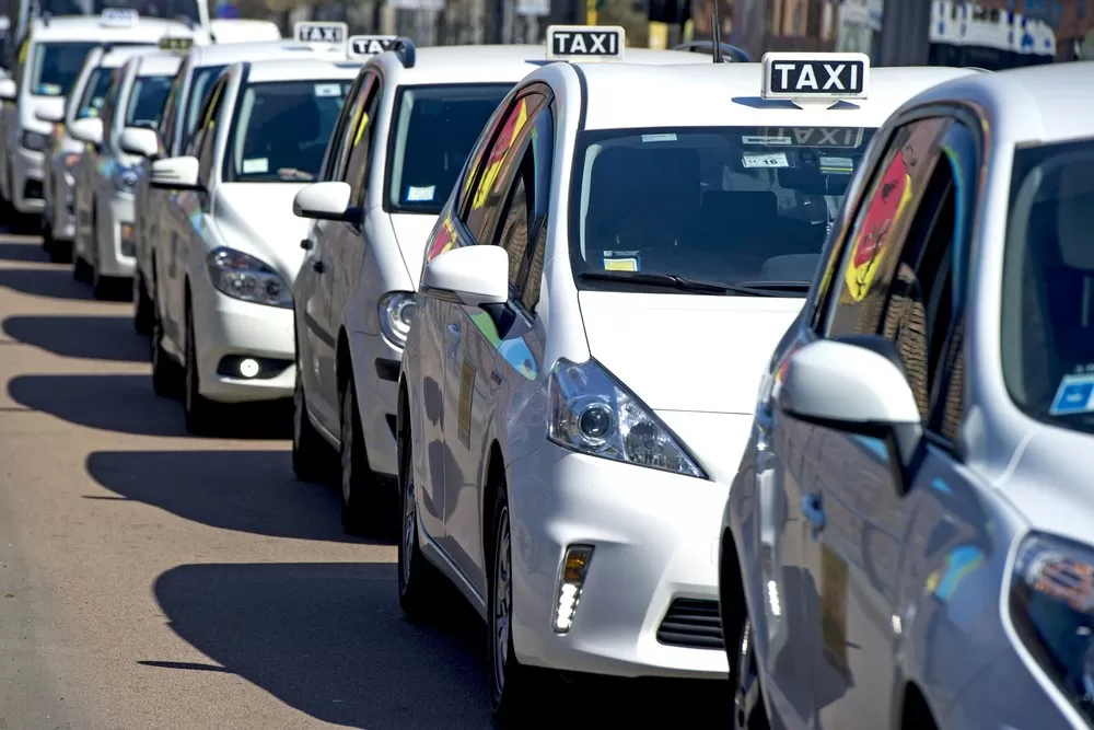 torino-i-taxi-aumentano-le-tariffe-e-applicano-ladeguamento-istat
