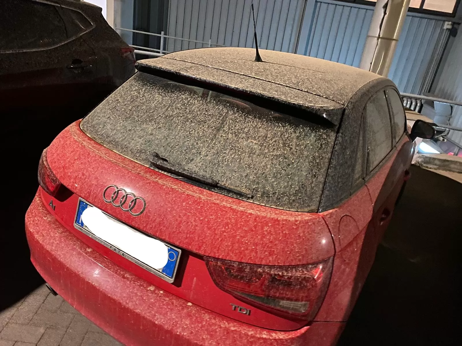 Pioggia rossa su Torino: ecco le cause dell’inconsueto evento