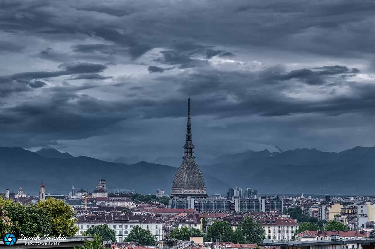 Meteo Torino: giovedì 12 settembre 2024 cielo coperto e temperatura in discesa