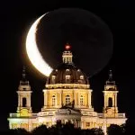 Superluna ed eclissi lunare parziale in arrivo la notte tra il 17 e 18 settembre 2024