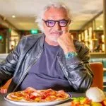 Fabio Briatore contro i giornalisti torinesi: polemica su Crazy Pizza