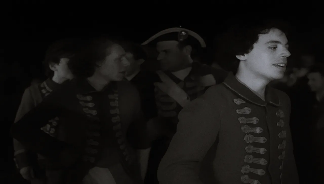 Scena del film Pietro Micca (1938) con attori in uniforme sabauda durante la ricostruzione dell’assedio di Torino del 1706