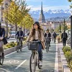 In Piemonte il 14% degli adulti si sposta in bici: entro fine 2026 arrivano nuovi incentivi