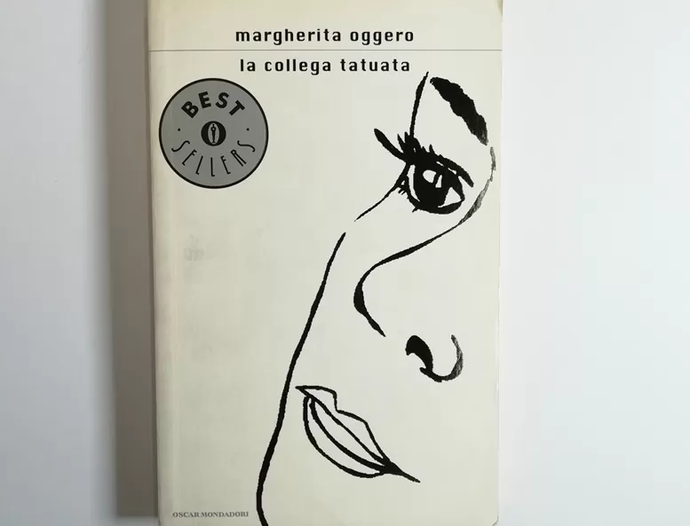 Margherita Oggero) La Collega Tatuata